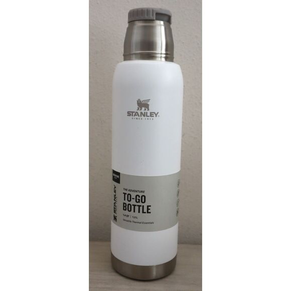 Stanley 1.4 QT / 44 OZ Unisex Frost White The Adventure To-Go Thermal Bottle - Picture 2 of 10